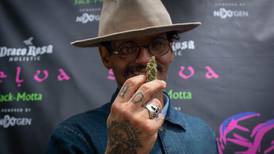 Draco Rosa Holistic lanza línea cannabis medicinal