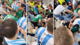 VIDEO: Fanáticos mexicanos y argentinos se van a los puños en Qatar 2022 