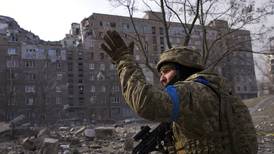 Lo más reciente de Ucrania: Reportero de Fox News es herido cerca de Kiev