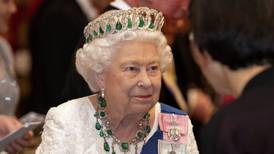 La Reina Isabel veía The Crown “los domingos por la noche”