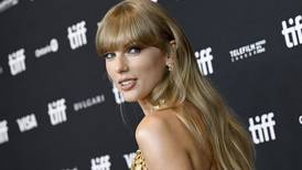 Taylor Swift hace historia regresando al top Billboard 200 con Midnights
