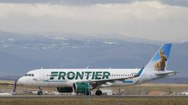 Frontier Airlines compra a Spirit por $2.9 millones