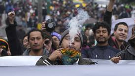 Jóvenes aumentarían su consumo de marihuana si “suavizan” las normas actuales
