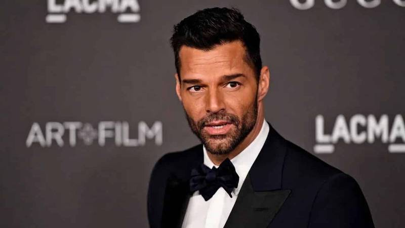Ricky Martin é acusado de abuso sexual