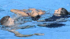 “Estuvo dos minutos sin respirar”: relatan cómo rescataron a nadadora que se desmayó durante competencia