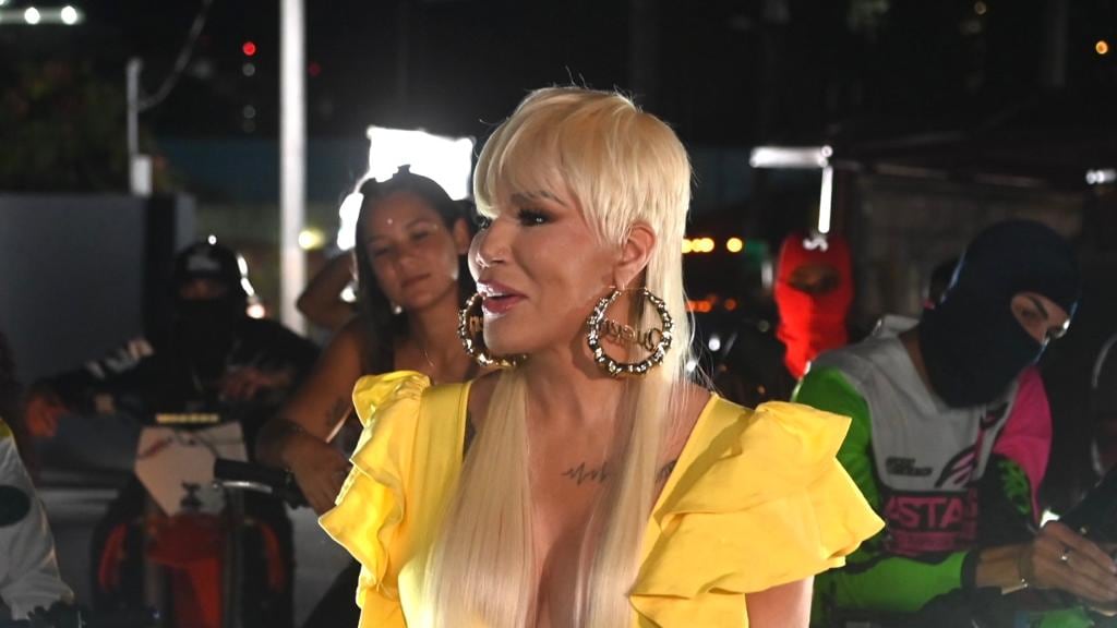 Ivy Queen graba video musical en la Placita de Santurce