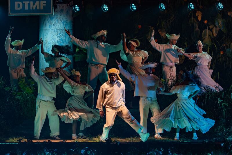 El exponente urbano celebró el segundo concierto de 30 en el Coliseo de Puerto Rico.