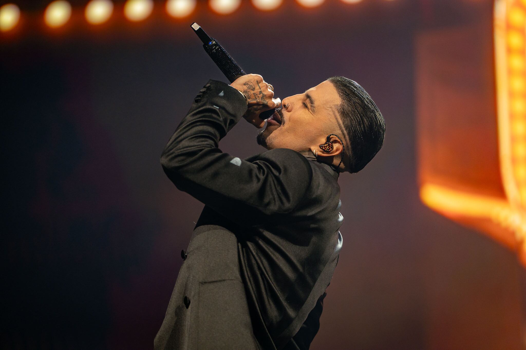 El exponente urbano se presentó en el Coliseo de Puerto Rico, José Miguel Agrelot.