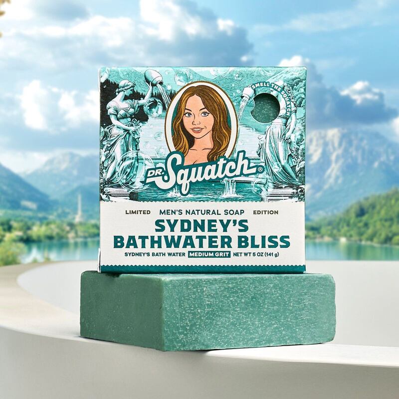 Sydney Sweeney lanza un jabón exclusivo con agua de su baño y causa furor en redes