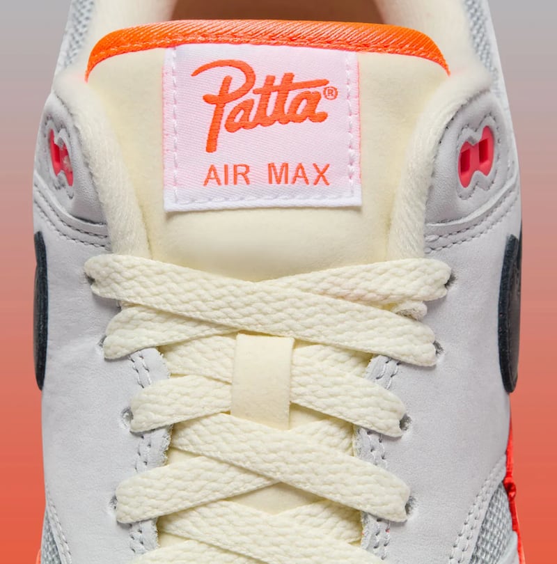 Nike Patta