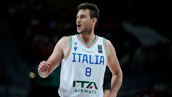 MADRID, ESPAÑA - 25 DE JUNIO: Danilo Gallinari #08 de Italia en acción durante un partido amistoso de preparación para los Juegos Preolímpicos entre España e Italia el 25 de junio de 2024 en Madrid, España. (Foto de Borja B. Hojas/Getty Images)