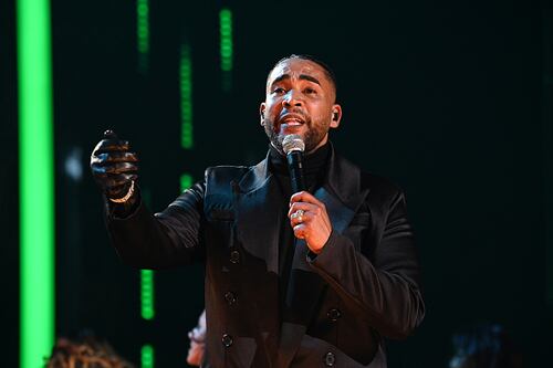 Don Omar celebra un año libre de cáncer