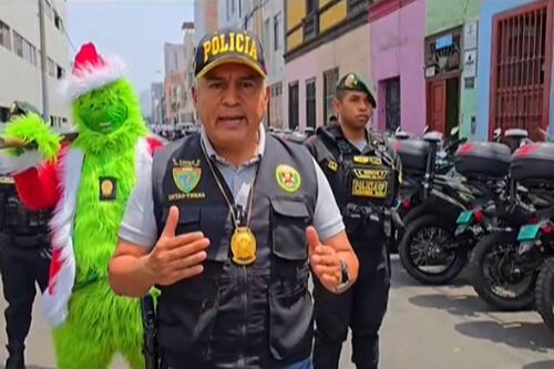 Policía disfrazado de El ‘Grinch’ detiene a comercializadores de drogas en Perú