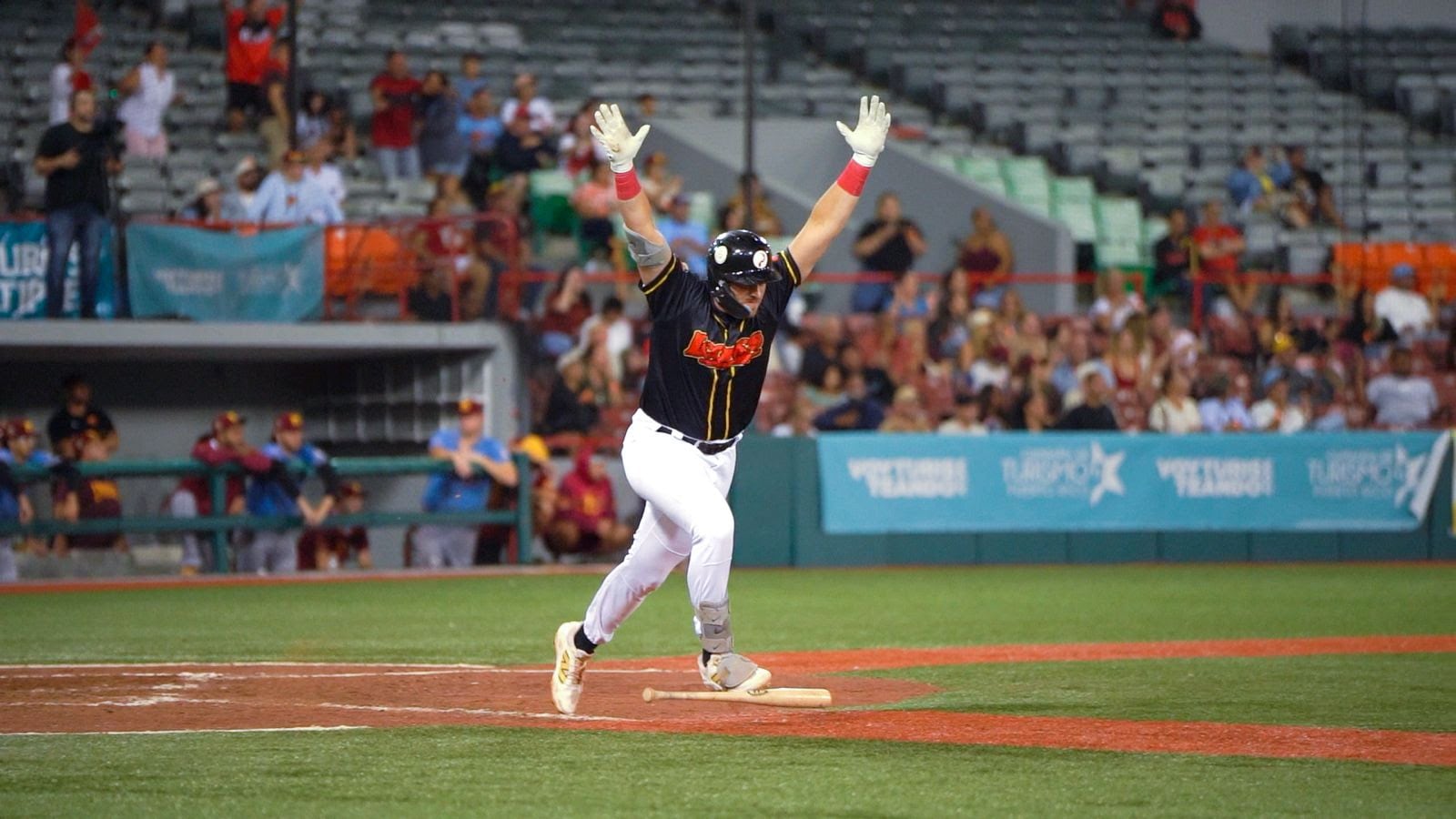 Anthony Calarco conectó el sencillo decisivo en la décima entrada que selló la dramática victoria 2-1 de los Leones de Ponce sobre los Indios de Mayagüez.