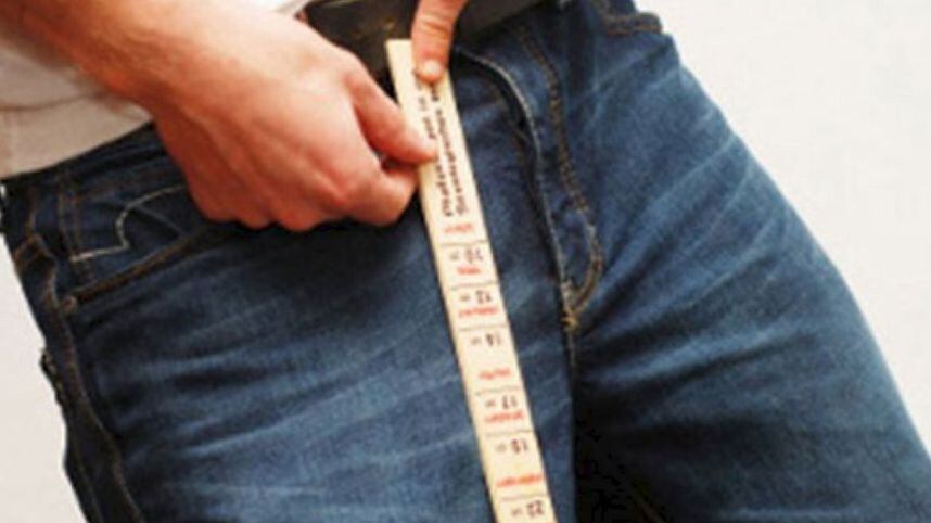 Medirse el pene es un síntoma de trastorno dismórfico