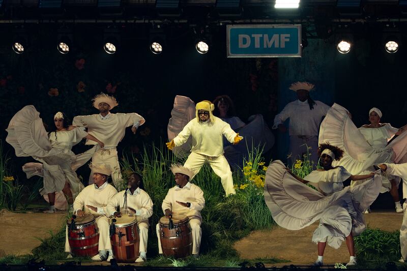 El exponente urbano celebró el segundo concierto de 30 en el Coliseo de Puerto Rico.