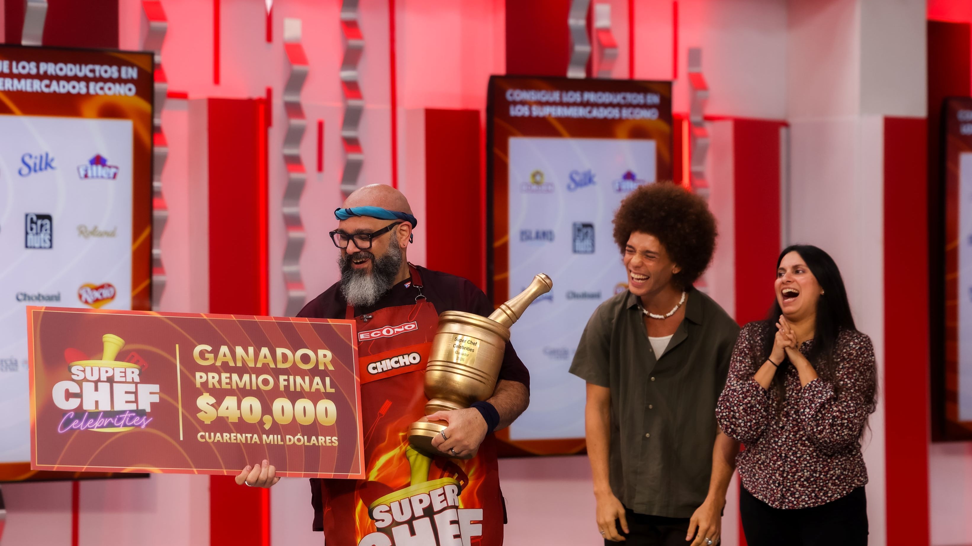 Erick “Chicho” Rodríguez gana la temporada de Super Chef Celebrities
