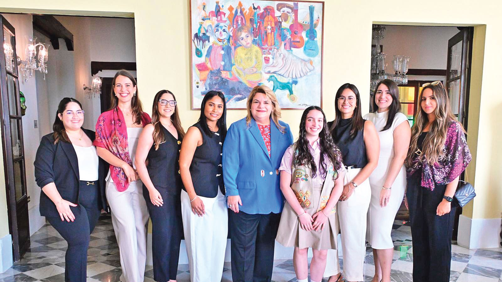 Jóvenes empresarias se reunieron con la gobernadora Jenniffer González