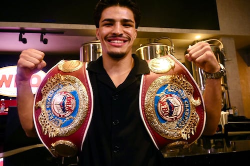 Xander Zayas firma extensión con Top Rank y se prepara para choque ante Jaron Ennis