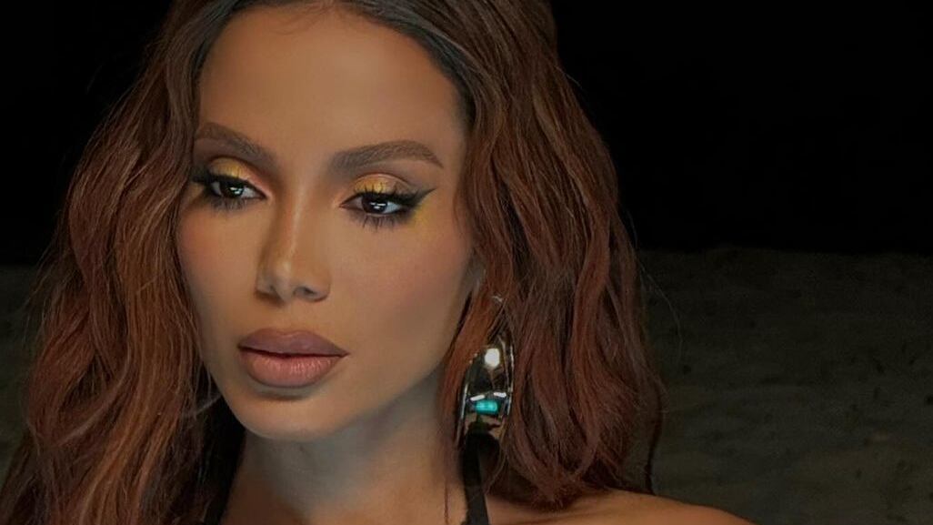 Anitta usa o Instagram para cobrar ações contra as queimadas no Brasil