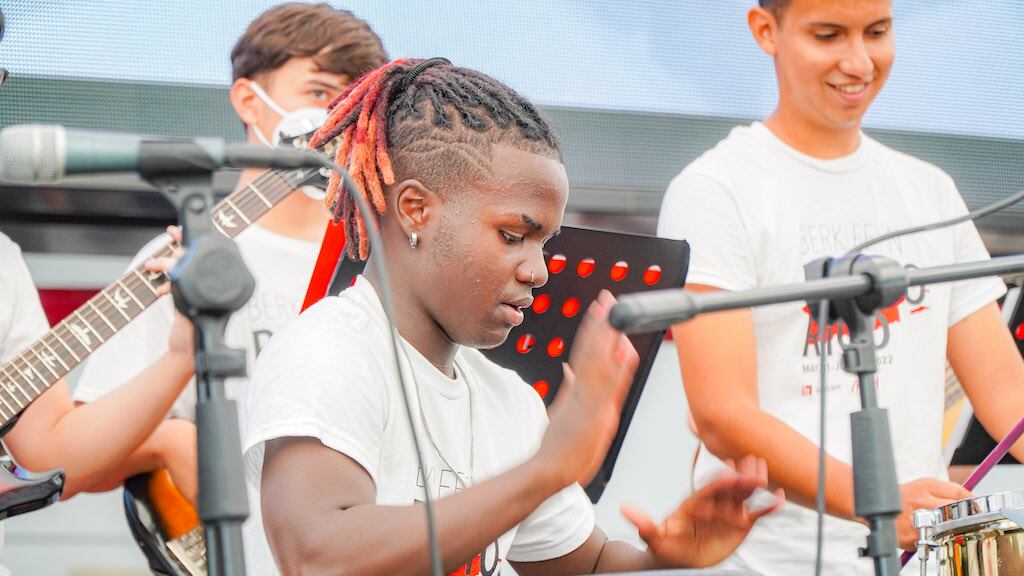 MAKE MUSIC HAPPEN DA INICIO A 29NA EDICIÓN DEL PROGRAMA BERKLEE EN PUERTO RICO EN CAGUAS