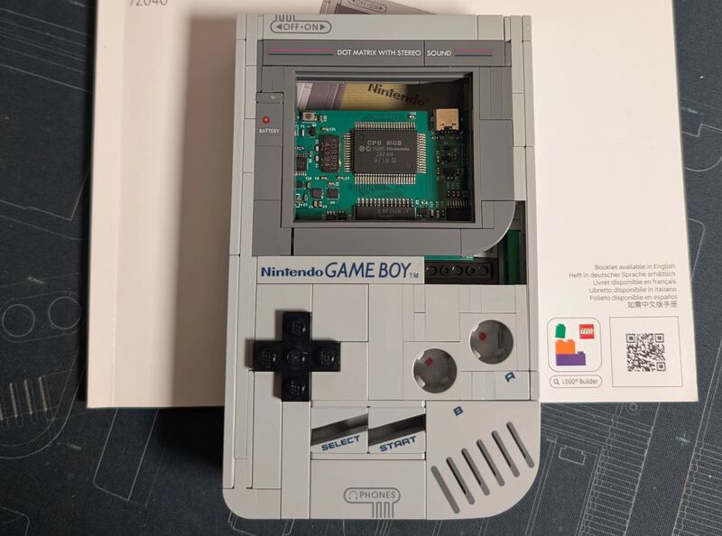 GameBoy / Nintendo / Lego