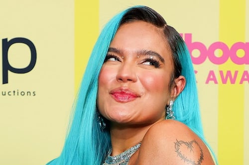 Karol G revela el significado de su tatuaje de corazón