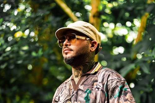 Farruko presenta “Carbonabis”, su línea de cannabis medicinal