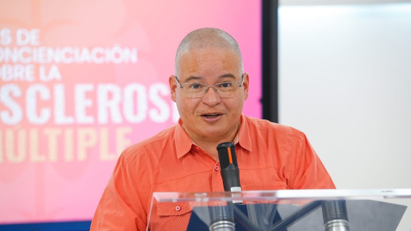 El doctor Víctor M. Ramos Otero, Secretario del Departamento de Salud de Puerto Rico.