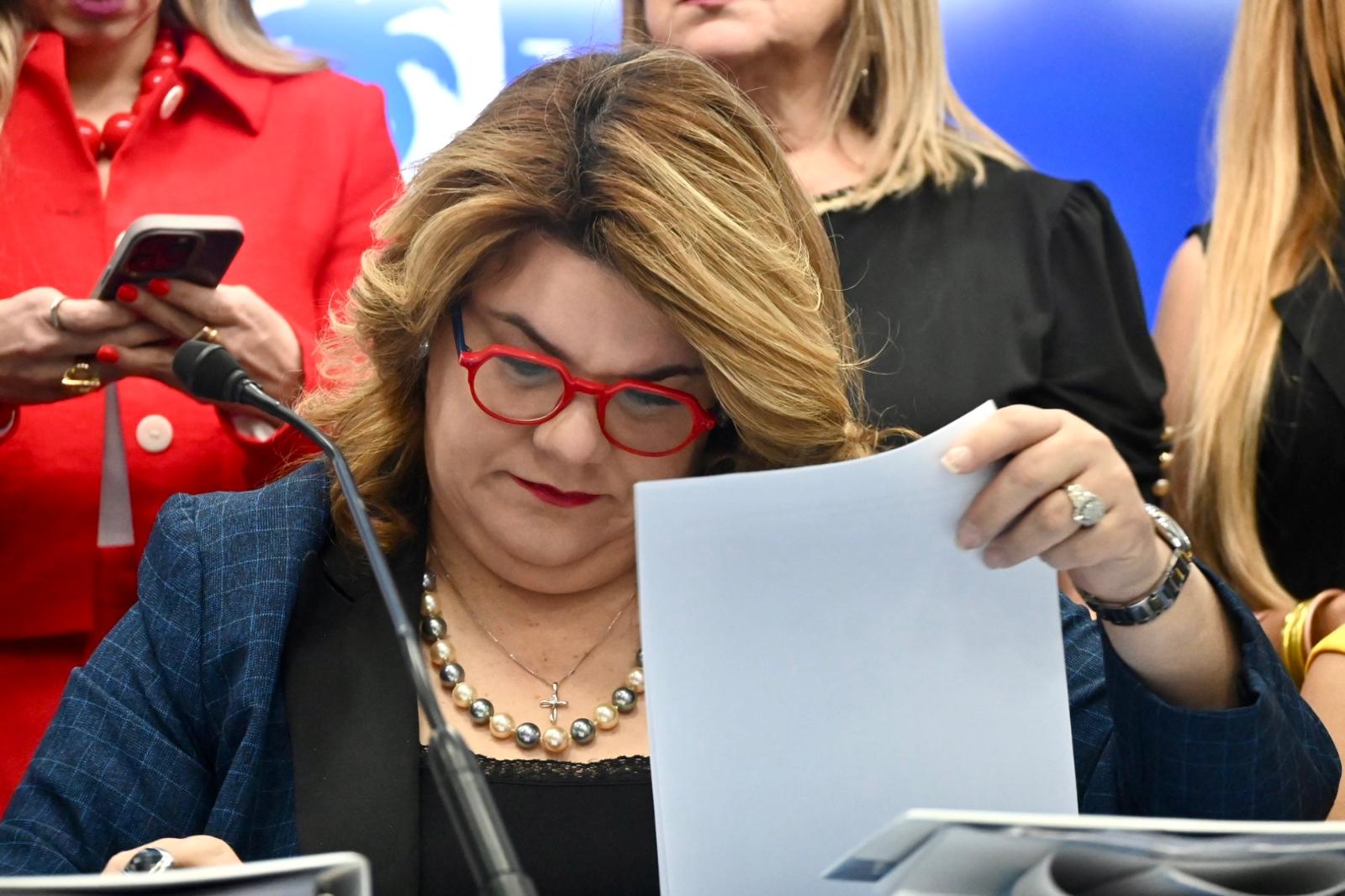 JGo pichea por completo la pregunta que le hizo un periodista en conferencia de prensa 