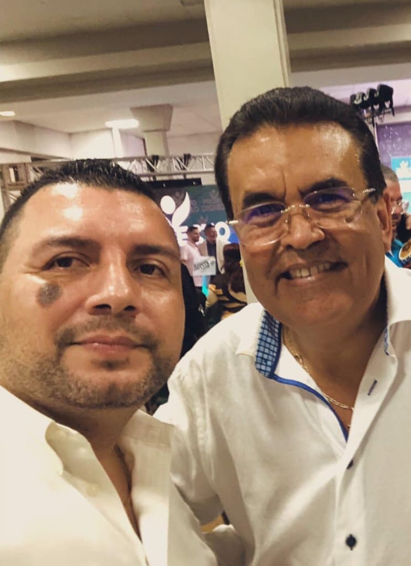 Javier Jiménez junto a Antonio Santos del proyecto Dignidad