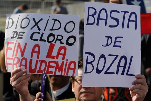 Genio antivacuna realiza amenaza de bomba como protesta, pero se equivoca de país