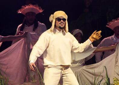 El exponente urbano interpretó sobre 30 canciones en la primera función de "No me quiero ir de aquí".