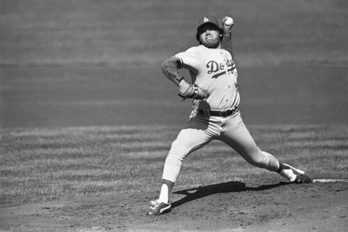 Muere el legendario pelotero mexicano Fernando Valenzuela, a los 63 años