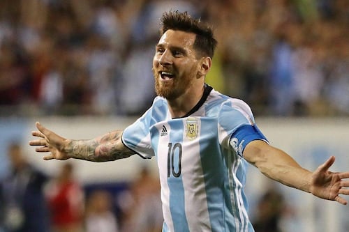 El cumpleaños de Messi no importa tanto como seguir con vida en Rusia