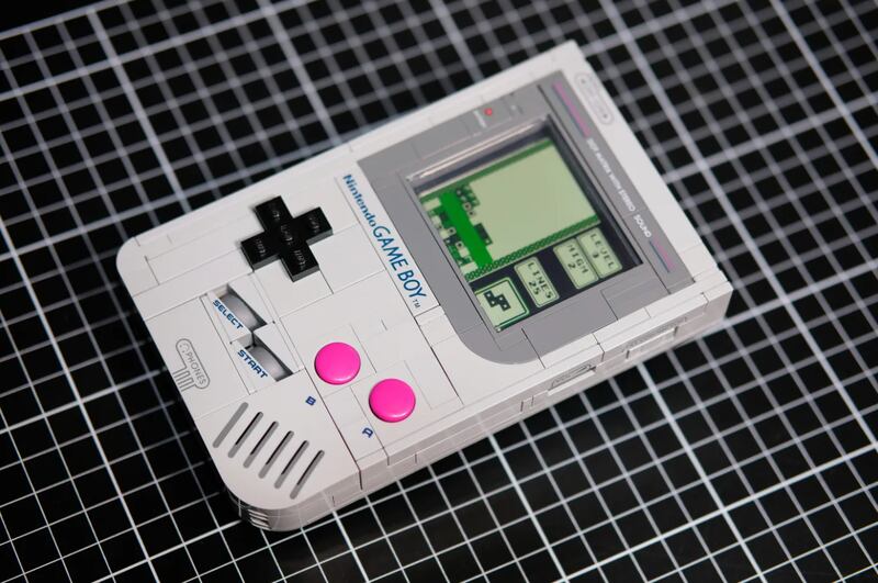 GameBoy / Nintendo / Lego