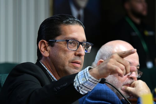 Avanza medida para prohibir cannabis fabricado con THC sintético