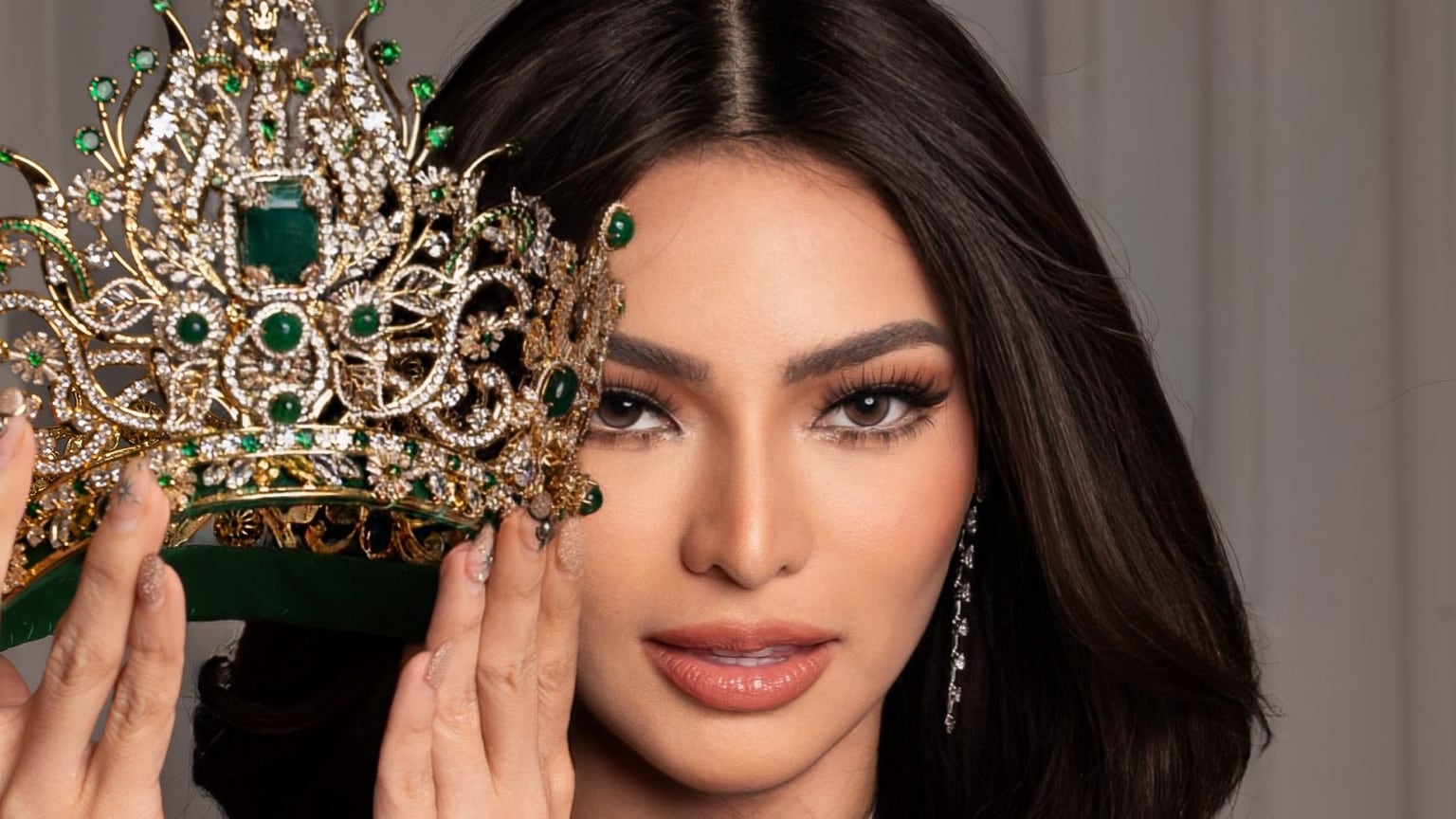 Emma Mary Tiglao; Miss Grand International 2025.