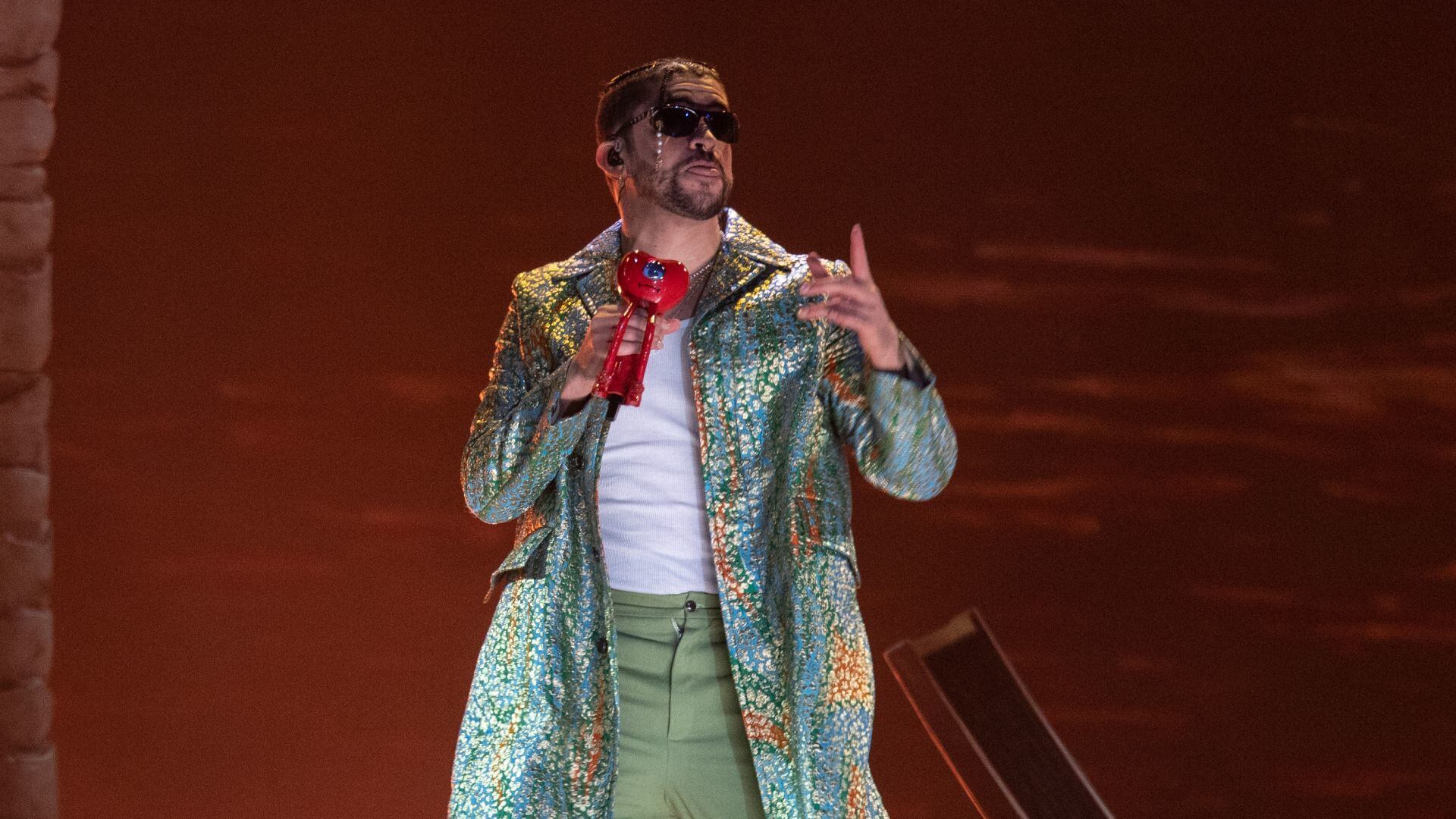 Bad Bunny en el Estadio Azteca, en su primera fecha del World's Hottest Tour 2022. Foto: Cuartoscuro