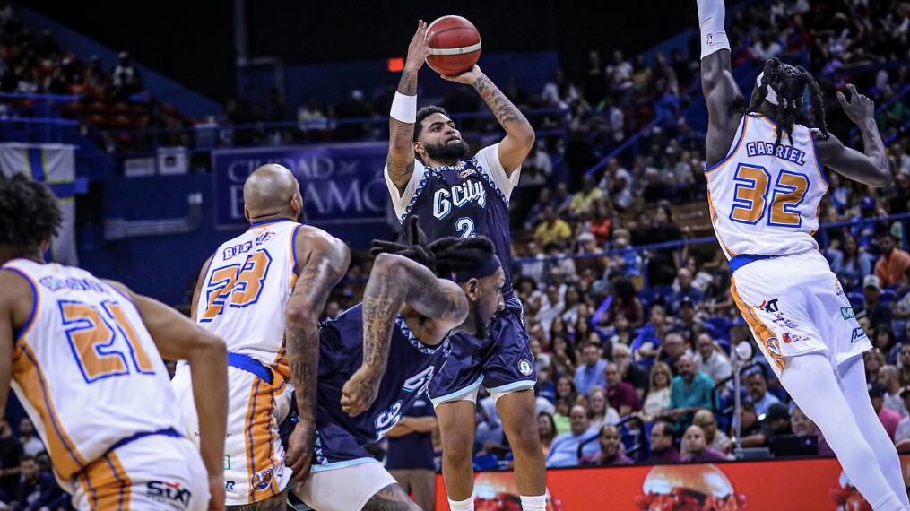 Mets de Guaynabo vs. Vaqueros de Bayamón