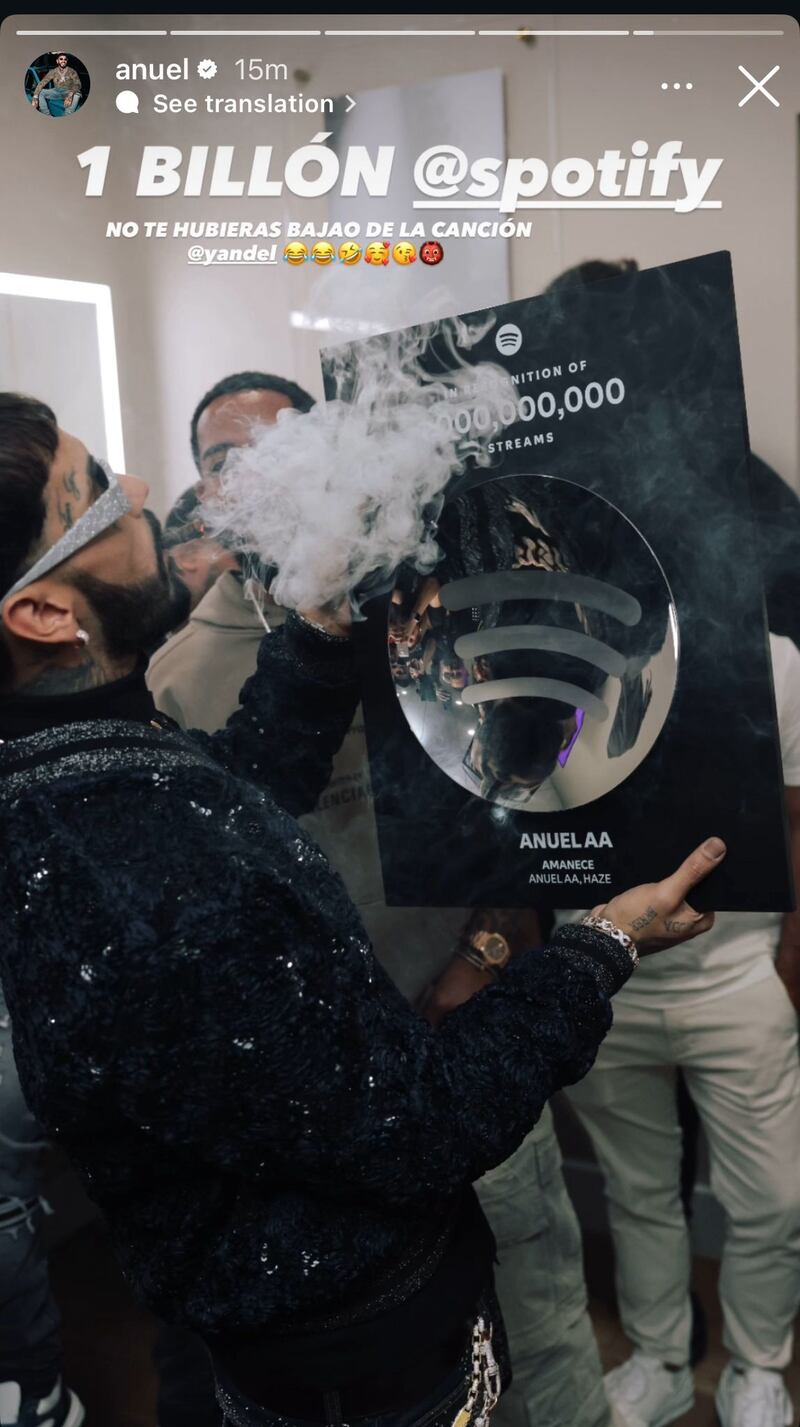 Celebra el billón de Amanece.