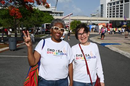 Fanáticos llegaron de todas partes para presenciar el concierto "No me quiero ir de aquí".
