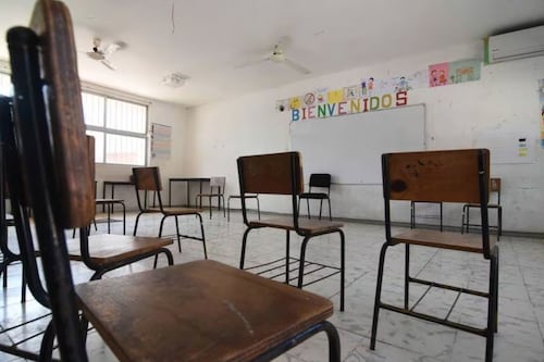 Oportunidad de beca para estudiantes de la Escuela Superior José Santos Alegría en Dorado
