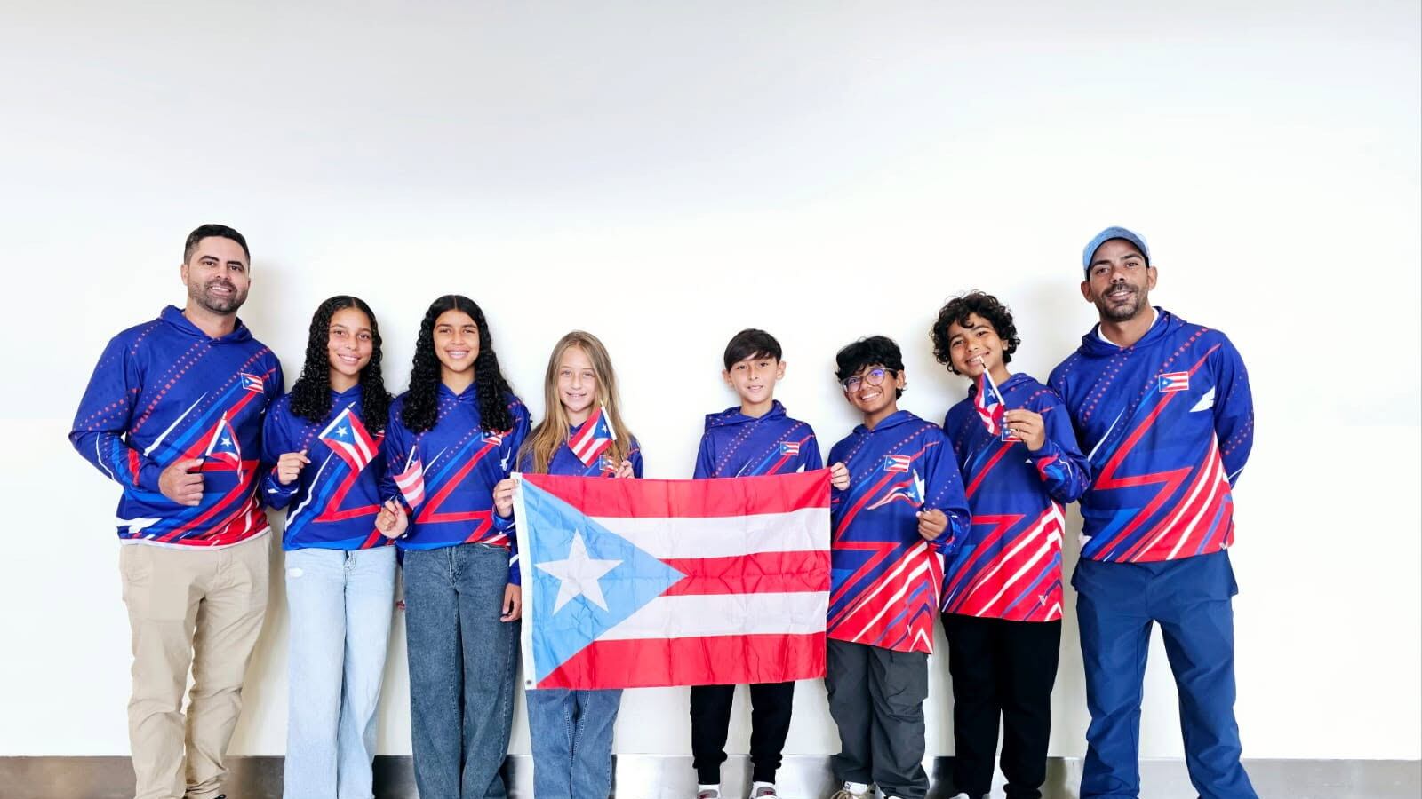 Jóvenes tenistas de Puerto Rico compiten en torneo infantil en República Dominicana