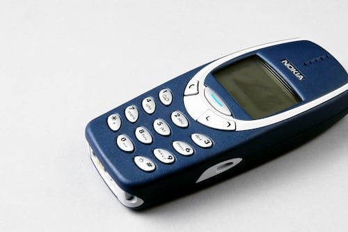 Los indestructibles teléfonos Nokia de hace 25 años están volviendo, pero no por el motivo que crees