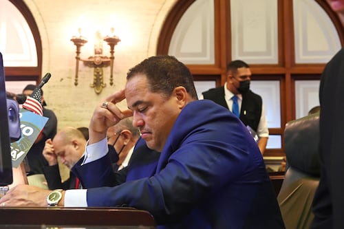 ¡Agárrate Tolentino! Carmelo Ríos se enchisma con sus compañeros de NotiUno y los tilda de “poco profesionales”