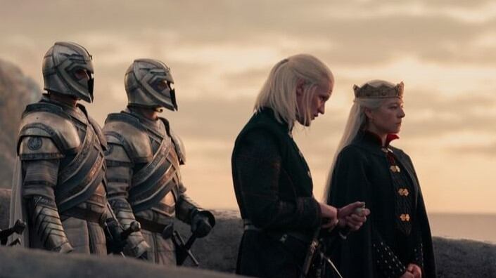 ‘House Of The Dragon' ha liberado dos promocionales y deja claro que la lucha será “fuego contra fuego” y “sangre por sangre” en su segunda temporada.