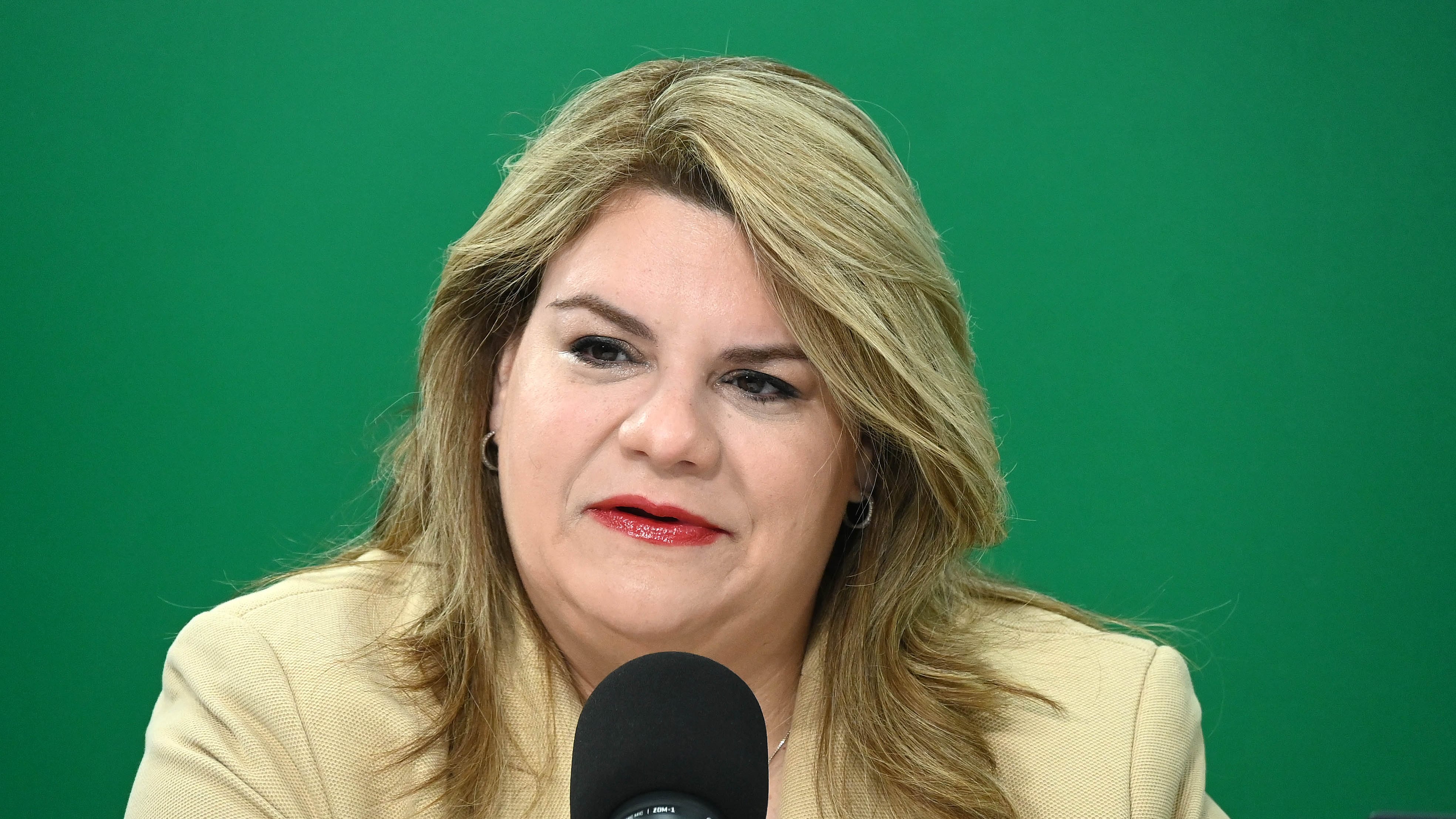 Entrevista Gobernadora Jennifer González