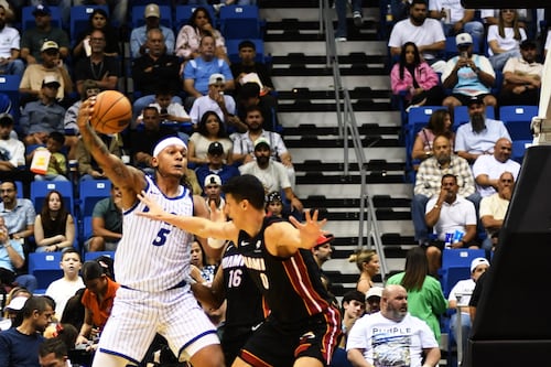 Orlando Magic le aplica el “calentón” boricua al Miami Heat
