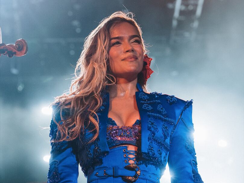 “Se siente tarde”: Karol G critica lo mucho que se tardaron en escoger una mujer latina para encabezar Coachella